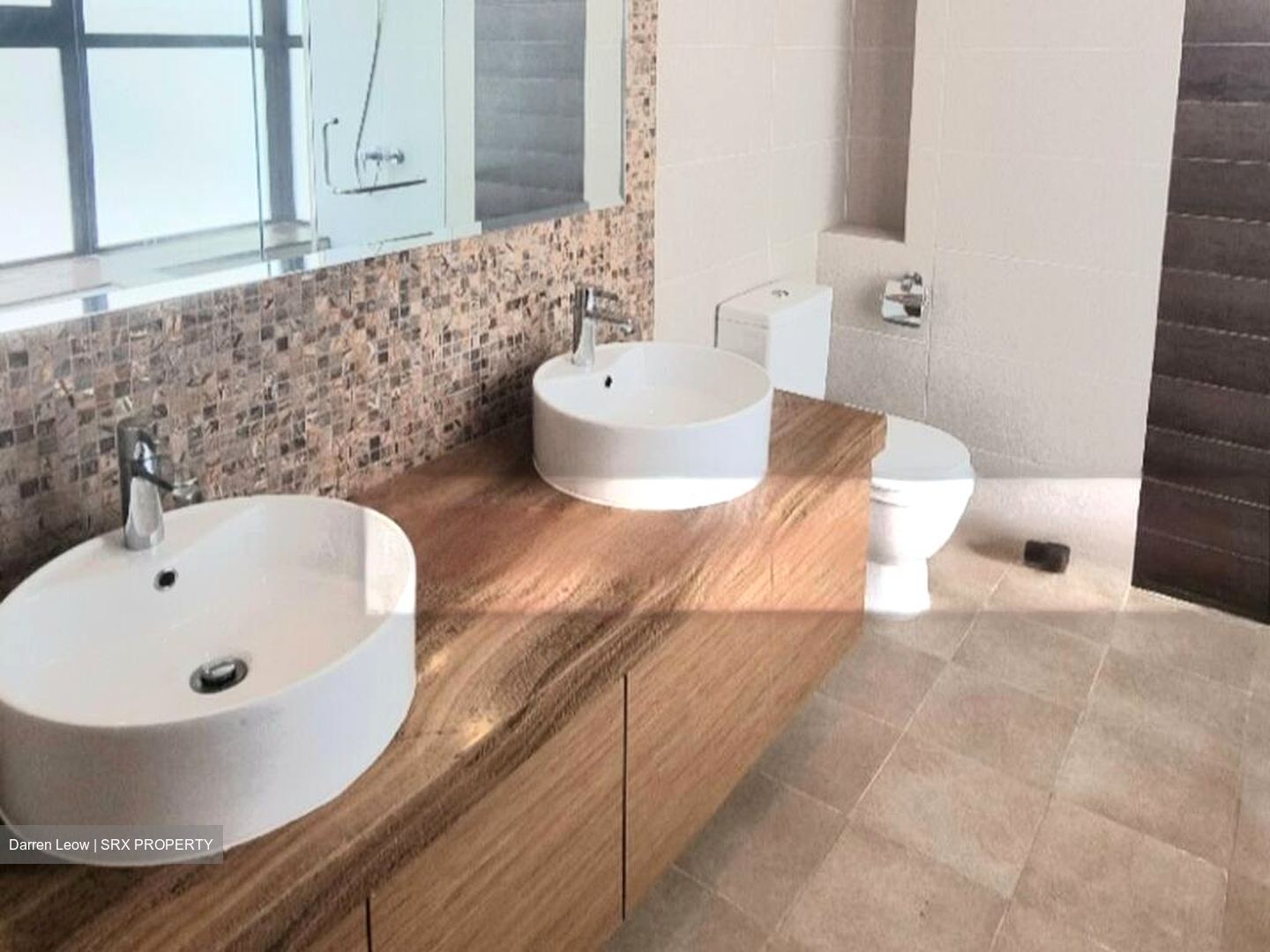 Lornie Road (D11), Terrace #502467111